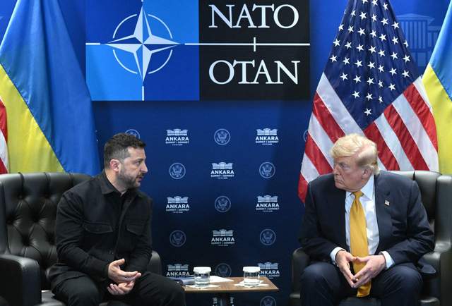 Зеленський закликав сенаторів США натиснути на Трампа щодо допомоги Україні, – Axios