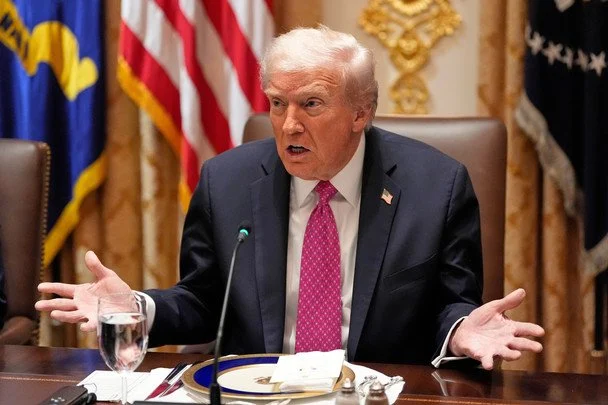 Трамп знову дорікнув Україні через війну: що заявив