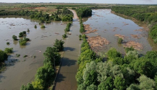 Південне узбережжя Криму накрили сильні зливи, є підтоплення