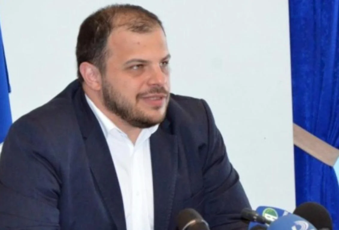 Лідер фракції 'Євросолідарність' в Одеській облраді приховав квартири і мільйони, які 'заробив' на бронюванні, - ЗМІ