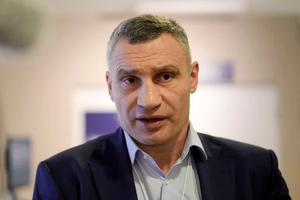 "Всі питання до ДТЕКу": Кличко відповів, чи відключають світло у його квартирі в Києві